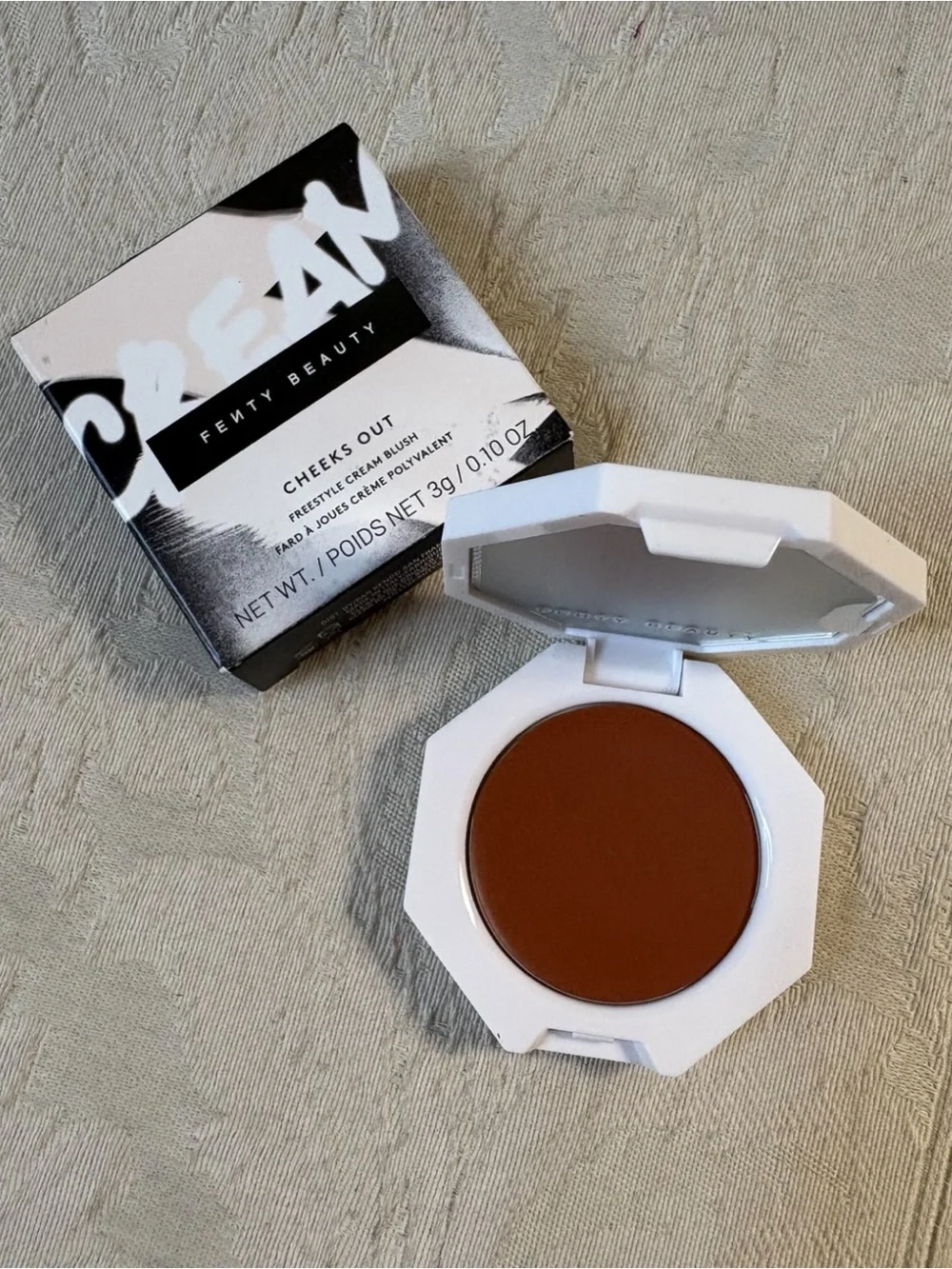 Fenty Beauty Cheeks Out Freestyle Cream Blush — Rose Latte 10 BNIB